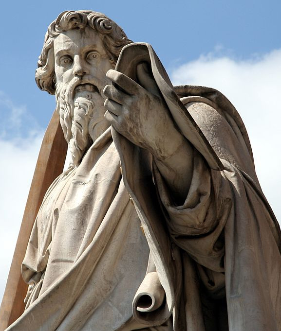 Estátua de Paulo de Tarso na Praça de São Pedro, Vaticano, obra de Adamo Tadolini